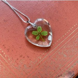 ❤️RESERVED Good Luck Shamrock Necklace 4 Clover